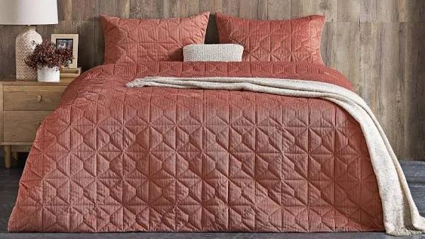 L'Avenue Marla Canyon Rose Quilted Corduroy Quilt Cover Set - Single