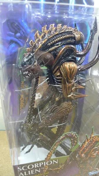 NECA - Aliens - 7" Scale Action Figure - Series 13 Scorpion