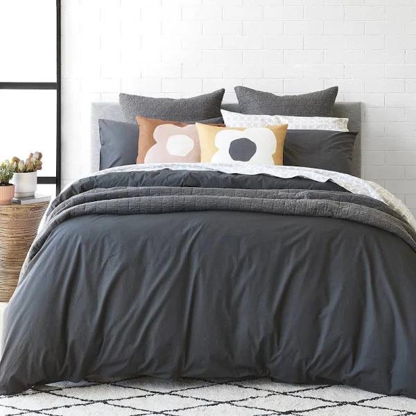 Alex Liddy Edit Quilt Cover Double Graphite Size 180x210cm