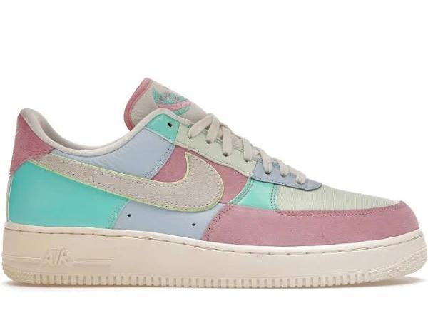 Nike Air Force 1 '07 QS Easter Sneaker