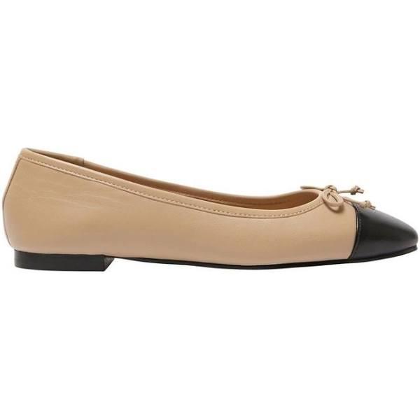 Marcs Trella Leather Ballet Flats in Black/Beige 42