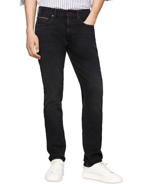 Tommy Hilfiger Denton Fitted Straight Jeans in Black 36