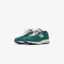 New Balance 2002R Nightwatch Green