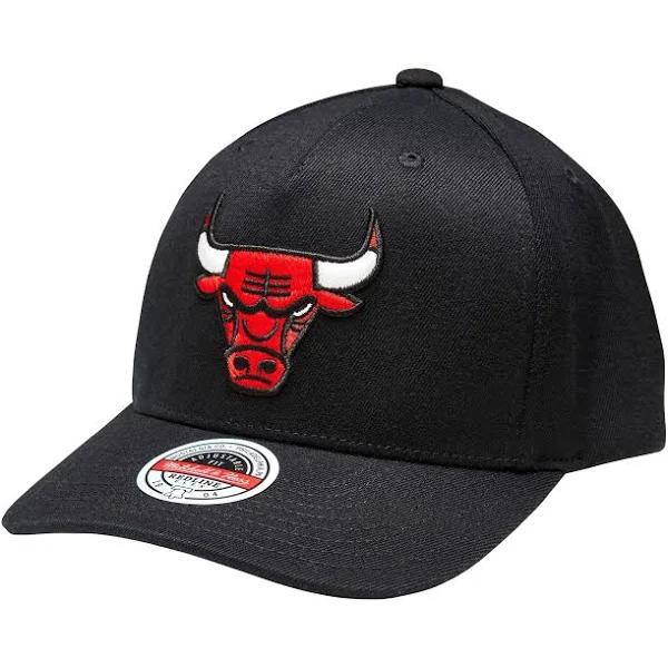 Mitchell & Ness - Chicago Bulls Black Colour Logo Redline Snapback