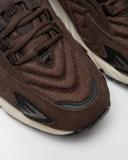 New Balance 725 Black Coffee