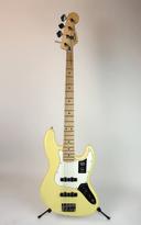 Fender Player Jazz Bass (Maple Fingerboard, Buttercream)