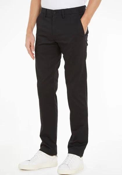 Tommy Hilfiger 1985 Bleecker Slim Chino in Black 34