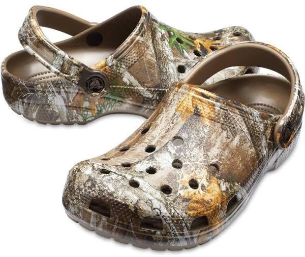 Crocs Khaki Realtree Edge Edition Classic Clogs