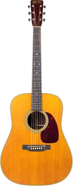 Martin D-28: Rich Robinson Signature Acoustic Guitar