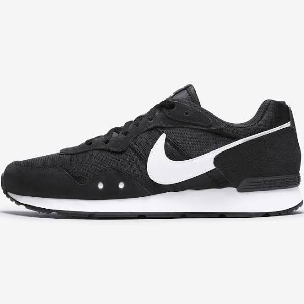 Nike - Venture Runner, Black / US 11