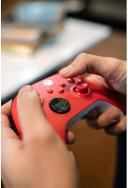 Xbox Wireless Controller (Pulse Red)