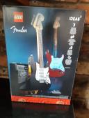 LEGO 21329 Fender Stratocaster – Ideas