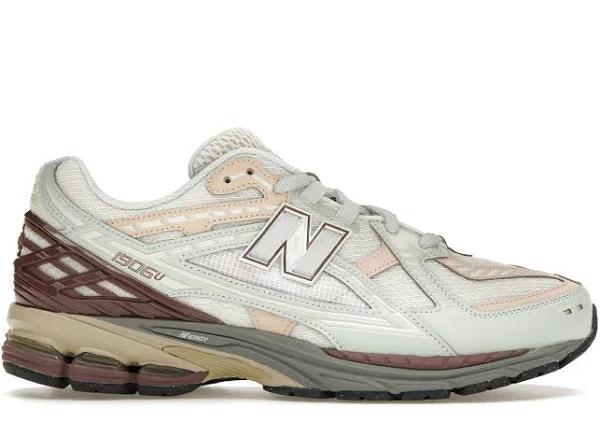 New Balance 1906D Clay Ash Licorice