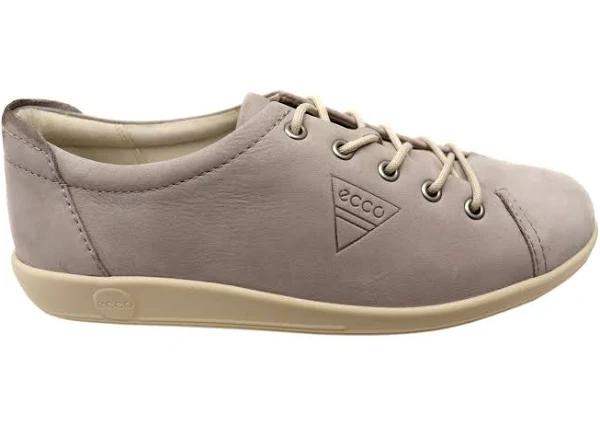 ECCO Soft 2.0 Leather Sneaker in Grey 36