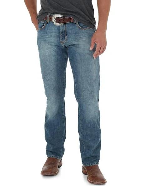 Wrangler Men's Retro Slim Fit Straight Leg Jean