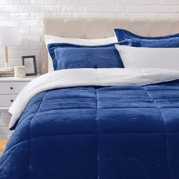 Amazon Basics Ultra-Soft Micromink Sherpa Comforter Bed Set - Navy, King