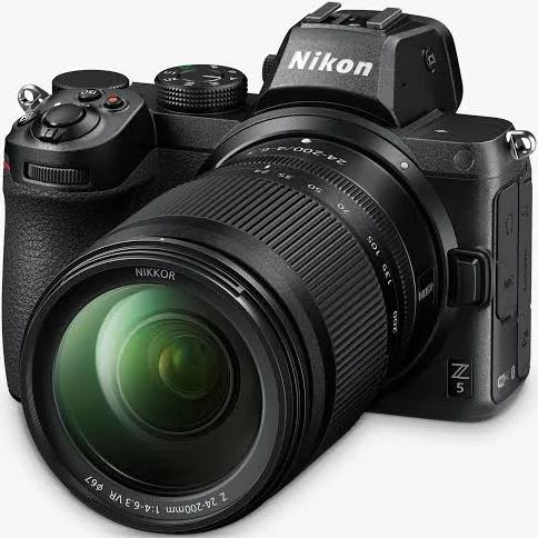 Nikon Z5 Kit (24-200 F4-6.3 VR) Mirrorless Digital Camera