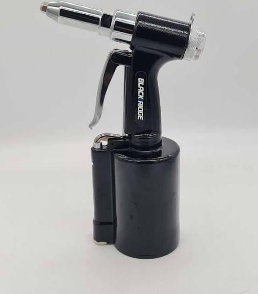 Blackridge Air Rivet Gun in Case (Pre-Owned)