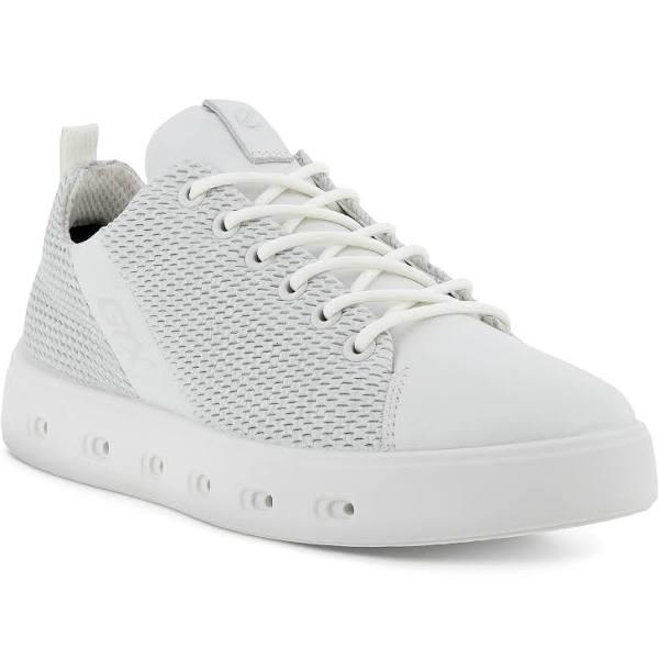 ECCO Street 720 Sneaker in White 38