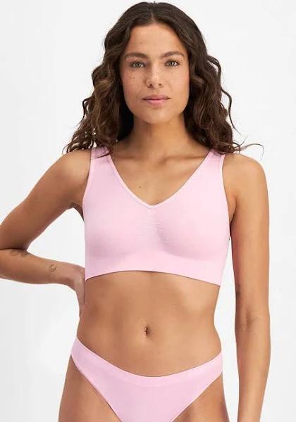 Bonds Women's Comfy Seamless Crop in Sugar Bomb Size: Small