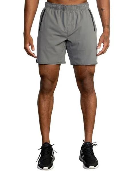 RVCA - Yogger IV Short - Size XL