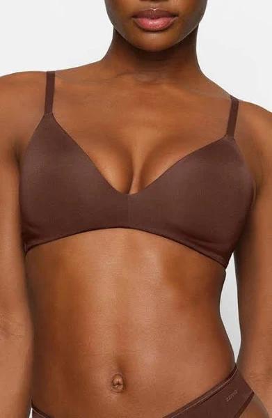 SKIMS T-Shirt Demi Bra | Cocoa | Deep Neutral | Wireless Form | 38D | Women's