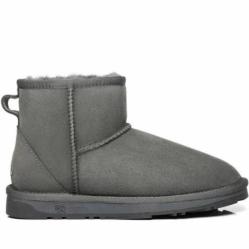 EVERAU Mini Classic Sheepskin Boots