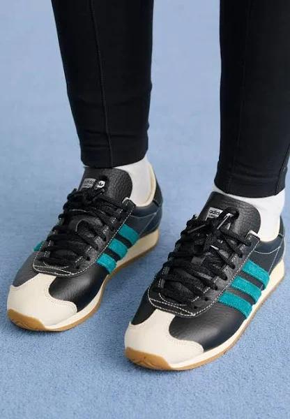 Adidas Originals Country OG Sneakers in Black and Teal