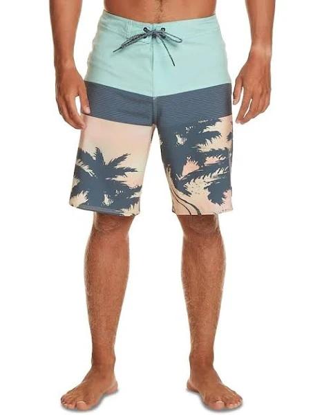 Quiksilver - Mens Surfsilk Panel 20" Board Shorts - Size 38