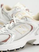 New Balance Sneakers White - US 6.5