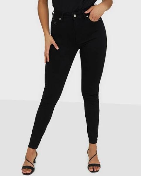 Calvin Klein High Rise Skinny Jeans in Black - ASOS Outlet