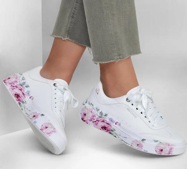 Skechers Womens Cordova Classic Painted Florals Comfortable Shoes