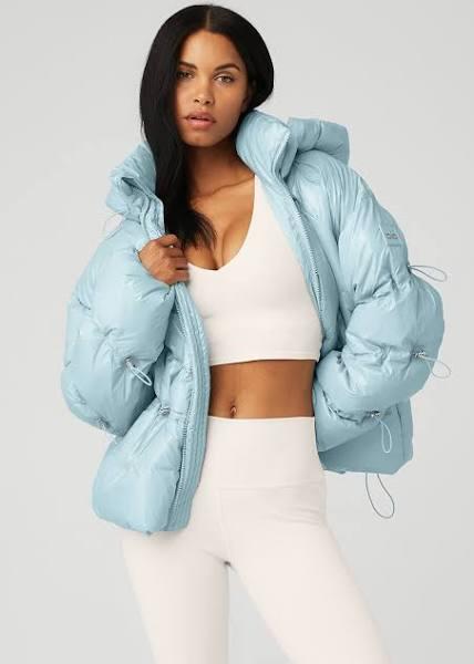 Alo Yoga | Gold Rush Puffer Jacket in Chalk Blue, Size: Large