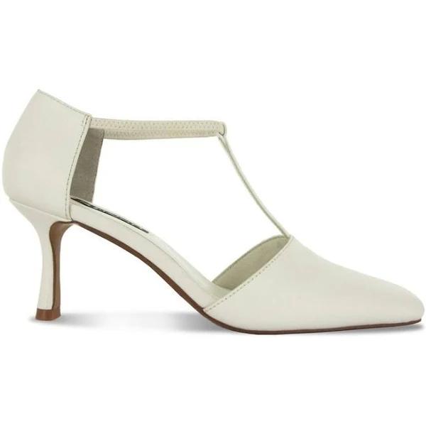 Senso Jennifer II Heels in Cream EU39