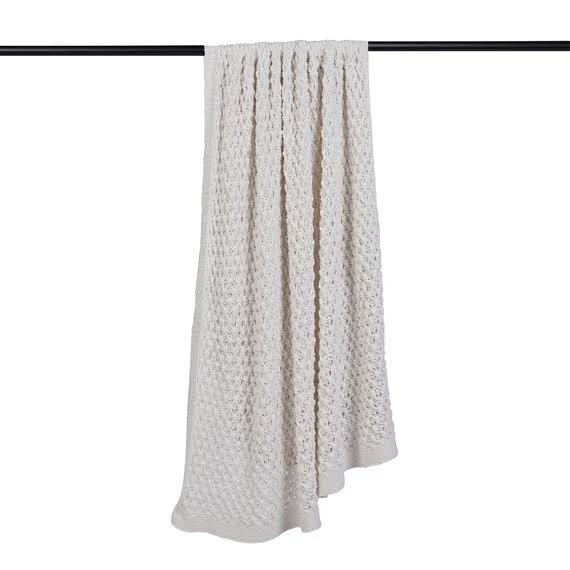 KROSH Throw White by Freedom