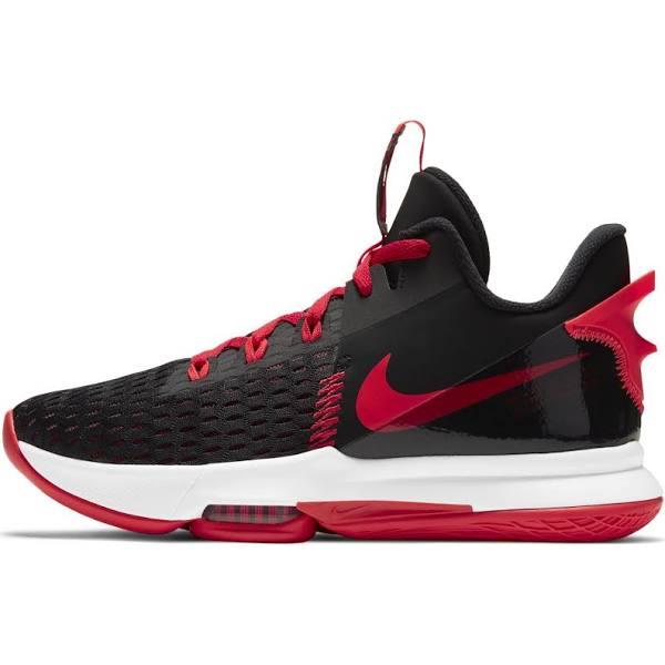 Nike LeBron Witness 5