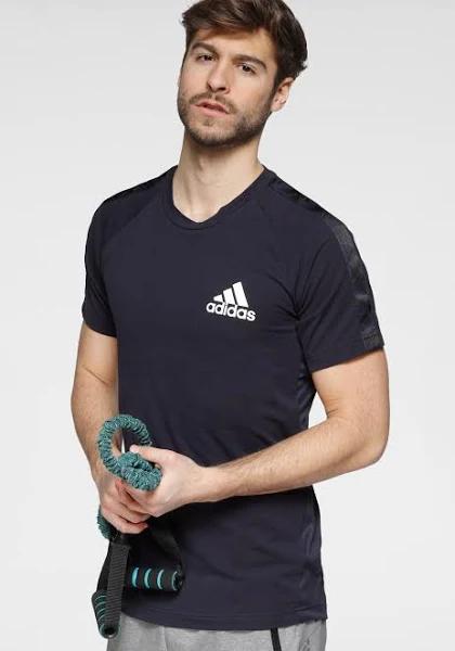 Adidas Motion Short Sleeve T-Shirt Blue M / Regular Man