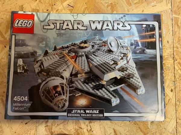 LEGO Star Wars Millennium Falcon 4504