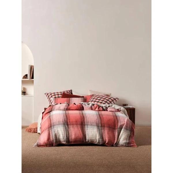 Linen House Carricklea Quilt Cover Set (Brandy) - Single