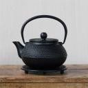 AVANTI- Hobnail Cast Iron Teapot 600ml