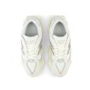 New Balance Unisex 9060 Sea Salt/Rain Cloud/Moonbeam - Size 13