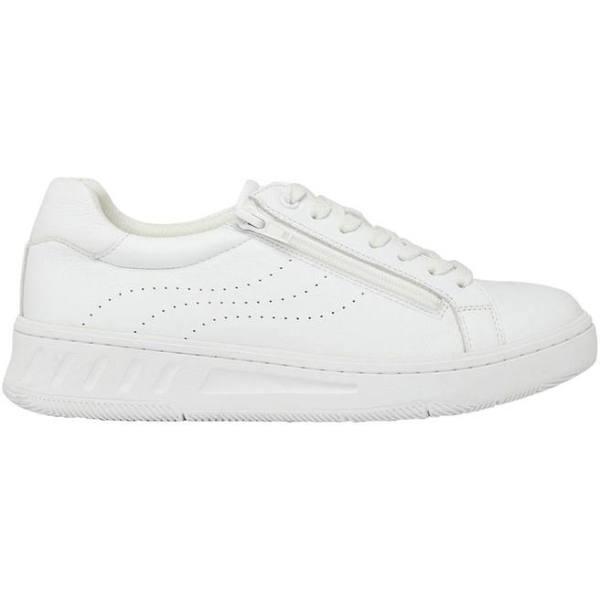 Hush Puppies Spin Sneaker in White 7.5