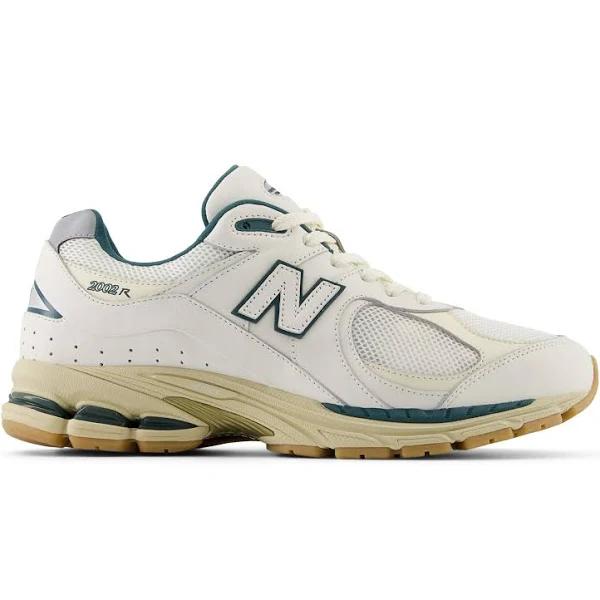 New Balance Unisex 2002R Sea Salt/Angora/Sandstone/New Spruce - Size 9