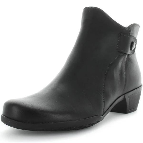 Kiarflex Kendra Women's European Made Zip Leather Ankle Boots