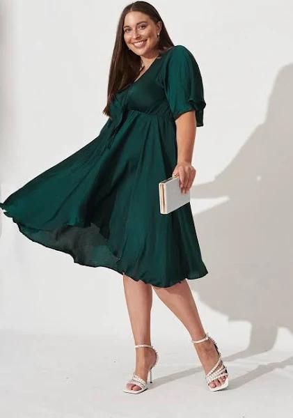 Women's Party Helsinki Dress in Emerald Green