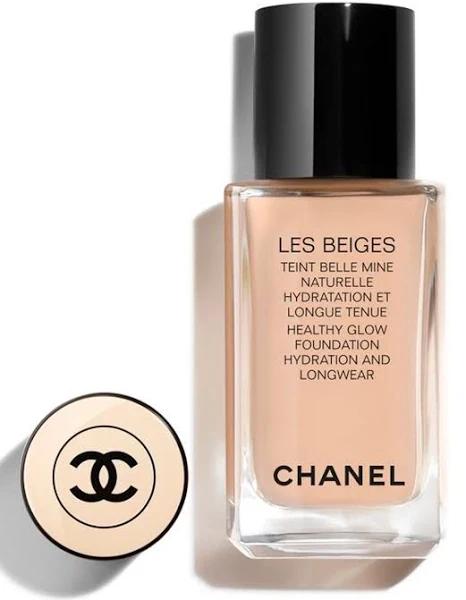 Chanel - Les Beiges Teint Belle Mine Naturelle Healthy Glow Hydration and Longwear Foundation