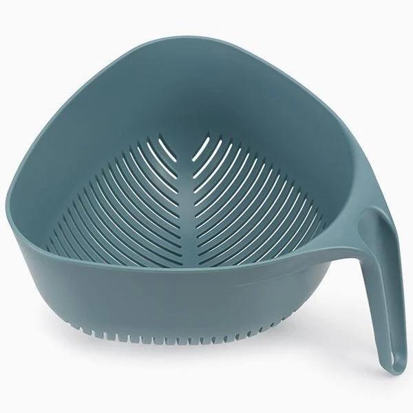 Joseph Joseph Duo Triangular Colander