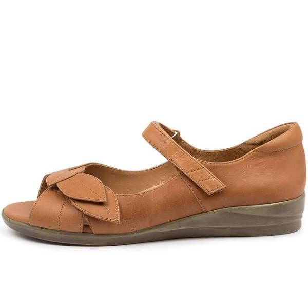 Ziera Disco W Tan Leather Tan Womens Leather Sandals Flat Sandals