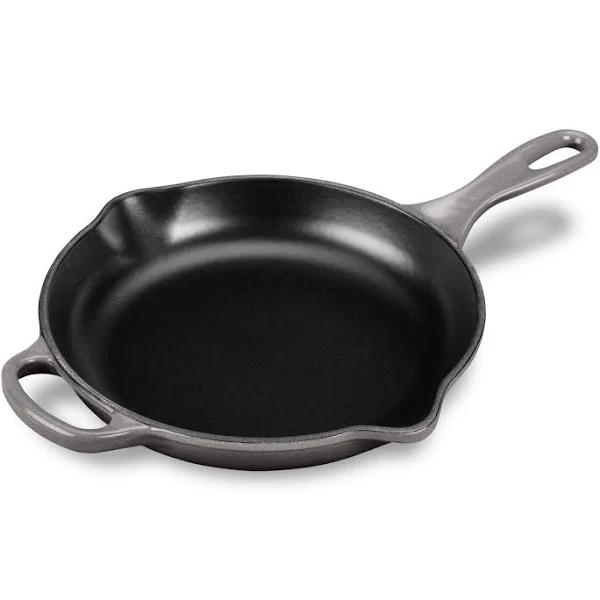 Le Creuset Enameled Cast Iron Signature Iron Handle Skillet, 9" (1-3/8