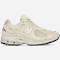 New Balance Beige 2002R Sneakers